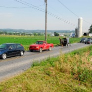 Cars-Amish wagon struck in traffic